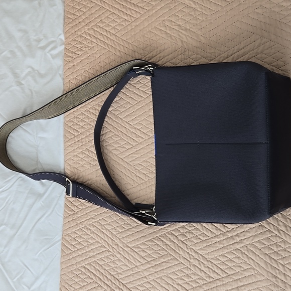 Rothy's The Mini Zip Bucket bag purse - Picture 5 of 16